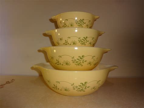 Vintage Pyrex Shenandoah Cinderella Mixing Bowl Set Etsy