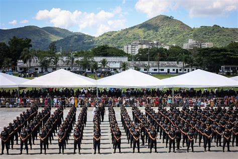 Pm Refor A Efetivo Novos Soldados Aptos Para Patrulhamento