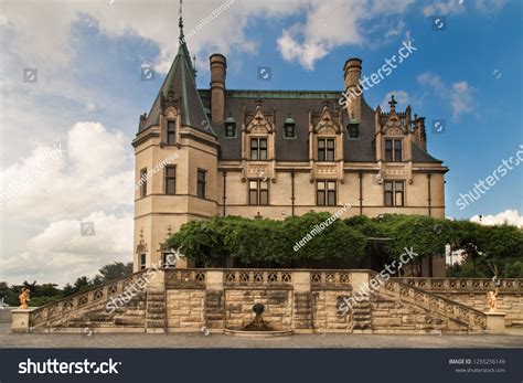 168 Biltmore house Images, Stock Photos & Vectors | Shutterstock