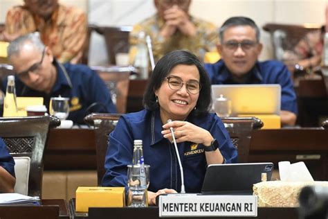 Sri Mulyani Beberkan Alasan Ekonomi As Tak Ambruk Meski Cetak Banyak Dolar