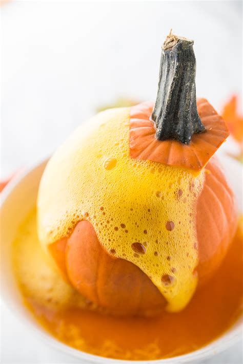 Pumpkin Volcano: Easy Chemistry for Fall and Thanksgiving!