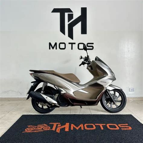 Motos HONDA PCX 2022 No Brasil