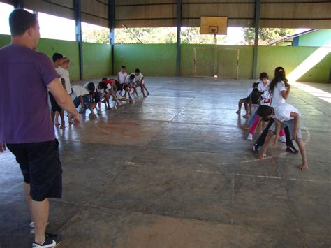 Escola Municipal Jardim Amazônia ATIVIDADES DE EDUCAÇÃO FÍSICA