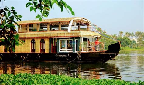 Kerala Houseboats Tours | Kerala Houseboat Packages, Houseboat Tour ...