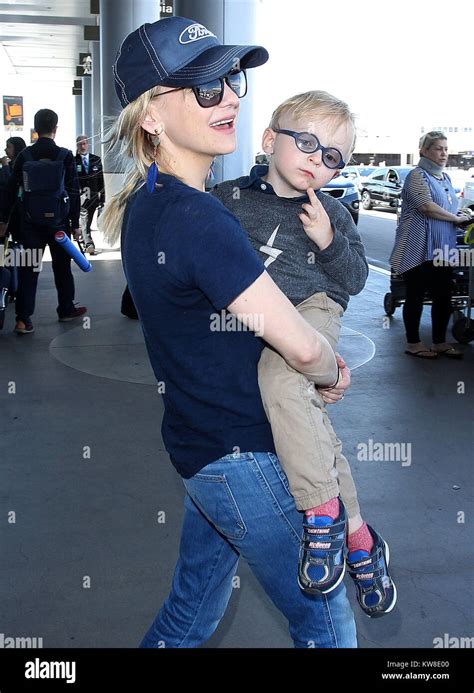 Los Angeles Ca April Anna Faris And Son Jack Is Seen At Lax On