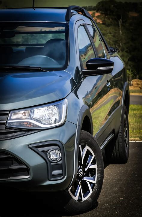 Saveiro Desbanca Hilux E Toro Mas Continua Muito Longe Da Strada