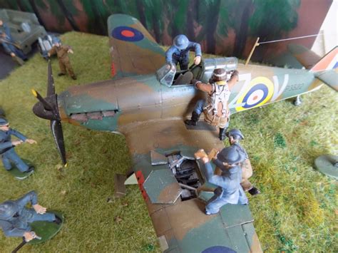 Hawker Hurricane Mk 1. Ready for Battle diorama. Airfix 1: 48 scale ...