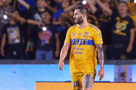 Gignac responde a abucheos en Tigres Es parte de la nueva afición que