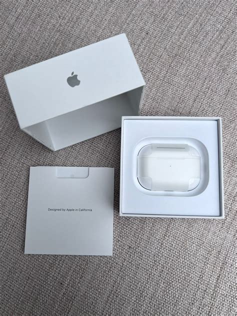 Apple Airpods Pro 2ª Geração Estojo de Recarga Magsafe Usb c Branco