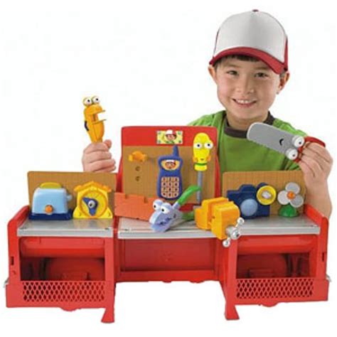 Disney Handy Manny 2-In-1 Transforming Tool Truck | Home Bargains