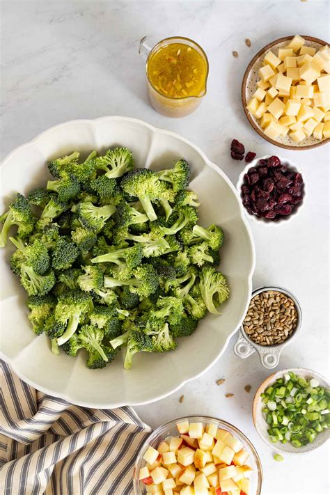 Easy Broccoli Salad Without Bacon Or Mayo