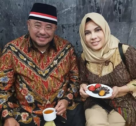 Istri Aboe Bakar Alhabsyi Siapa Dan Ada Berapa Ini Sosok Keluarga Dari