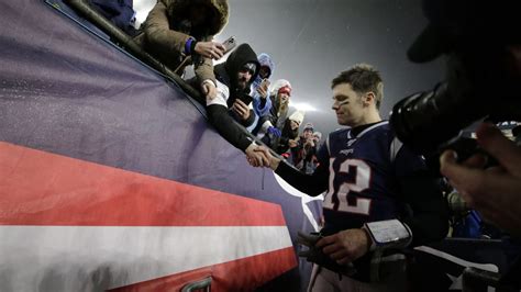 Photos: Patriots vs. Titans | Wild Card Playoffs