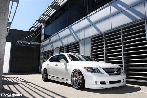 Custom Lexus LS460 Presented - autoevolution