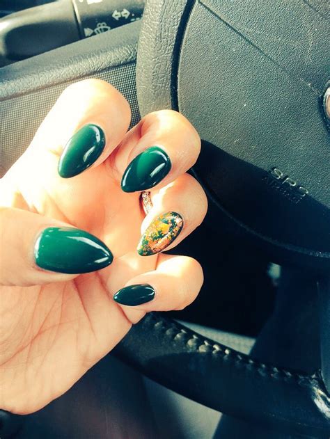 Hunter Green Nails Almond Shaped Gold Foil Green Nails November