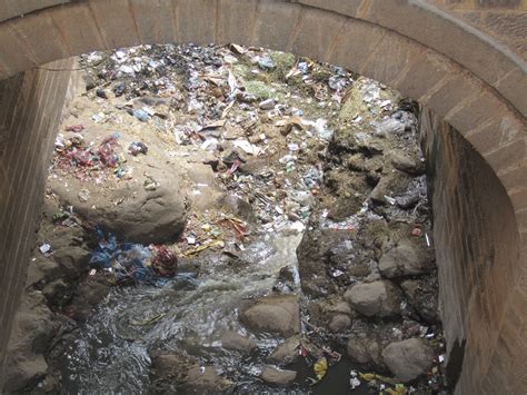 Chit Khat - Life in Ethiopia: River Pollution