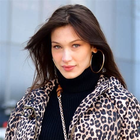 Bella Hadid Blonde Bella Hadid Transforms Into Marilyn Monroe—and Pulls Off Her