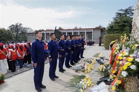 合肥市举办“清明祭英烈 传承爱国志”2024年“我们的节日·清明”主题活动 合肥文明网