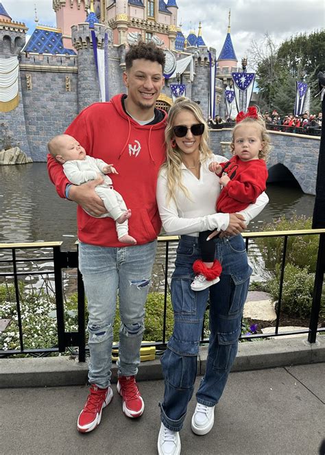 patrick mahomes house kc address 10