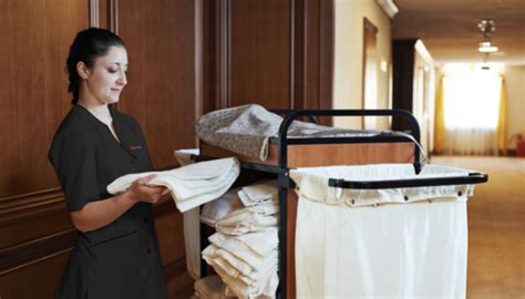 7 Tips para limpiar rápido una habitación de hotel Staff Hotel