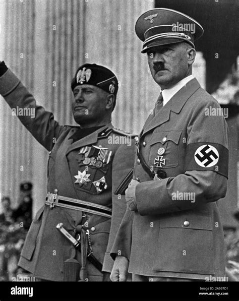 Ritratto Di Adolf Hitler E Benito Mussolini Immagini E Fotografie Stock