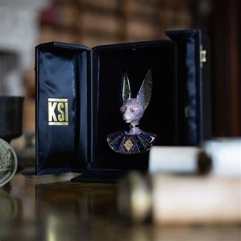 Youtuber Ksi Purchased A 500000 Custom Beerus Pendant Made Out Of