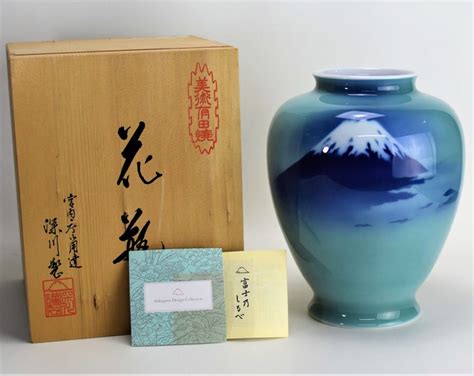 Fukagawa Vase Mt Fuji In The Clouds Motif Light Teal Arita Porcelain