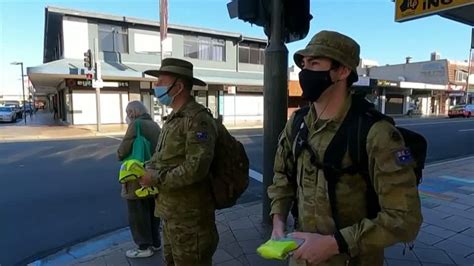 Video Militär unterstützt Maßnahmen gegen Covid Ausbruch in Sydney