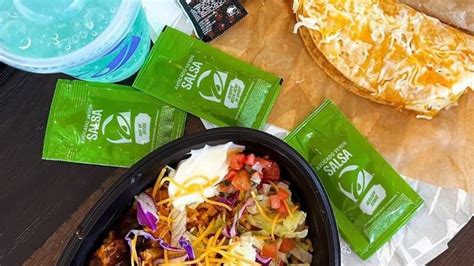 Taco Bell introduces new $5 Taco Discovery Box deal. What's inside? - Hindustan Times