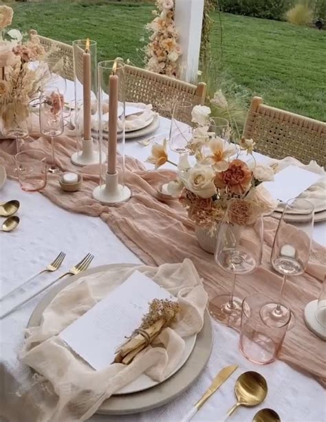 Elegant Wedding Table Setting Inspiration