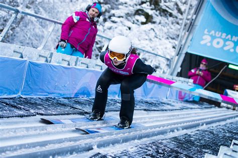 Saut à ski Ouverture de la coupe du monde Joséphine Pagnier Il y