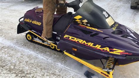 Ski Doo Formula Z Snowmobile Youtube