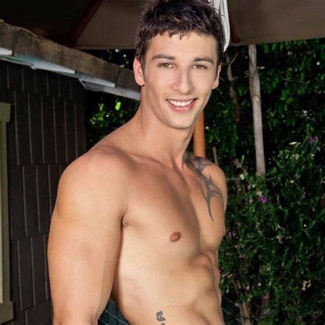 Chatta Con Gay Nuoresi NU