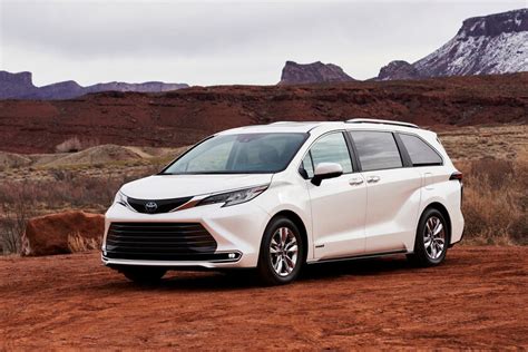 Toyota Sienna Precios Versiones Y Equipamiento En M Xico