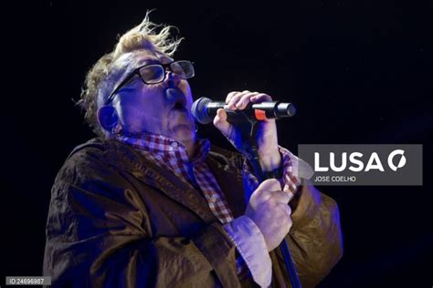 Ex Sex Pistols Processam Vocalista Da Banda Johnny Rotten