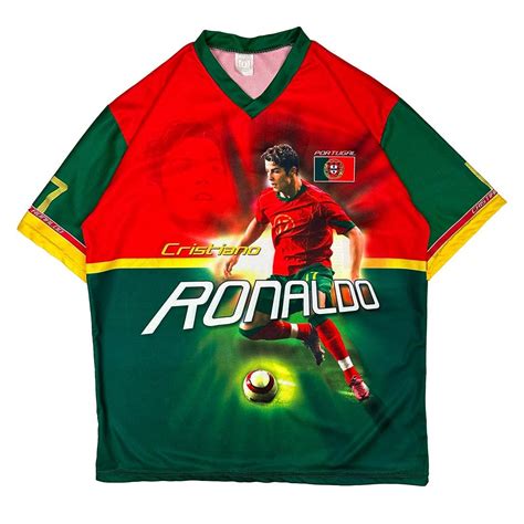 Soccer Jersey Cristiano Ronaldo T-paita (S) | Grailed