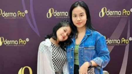 4 Fakta Mayang Curhat Wajah Breakout Sampai Bikin Pihak Skincare Bereaksi