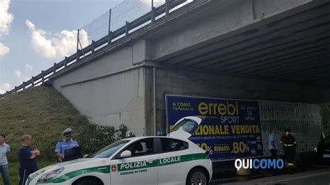 Caduta Calcinacci Dal Ponte Dell Autostrada