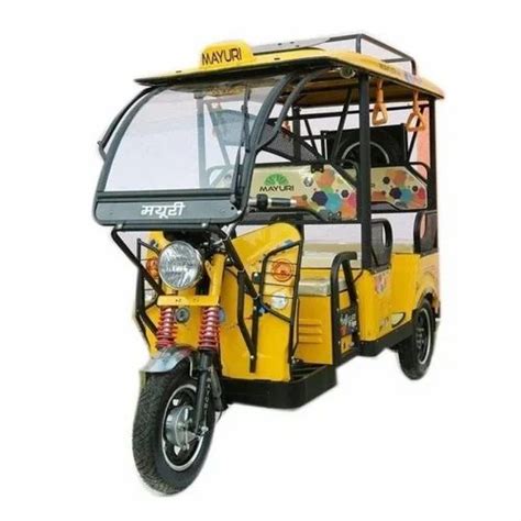 Mayuri Pro Super Star Battery Operated E Rickshaw Vehicle Capacity