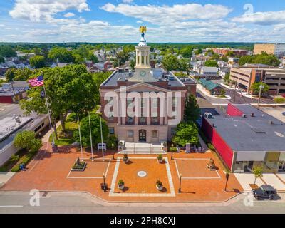 Nashua City Hall at 229 Main Street in historic downtown Nashua, New ...