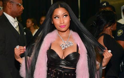 Minaj Access Brasil On Twitter Regra No 1 Para Ser A Chefona Das V