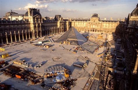 Vue Des Toits Du Pavillon De Flore Sur Le Chantier De La Pyramide Du