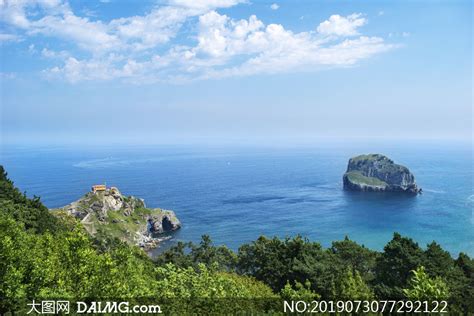 蓝天白云大海山石风景摄影高清图片大图网图片素材