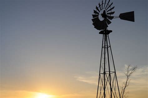 Old And New Windmills For Sale Rock Ridge Windmills