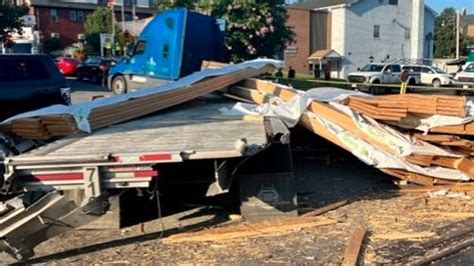 Amtrak Train Crashes Into Tractor Trailer In Brunswick 1 Person Injured