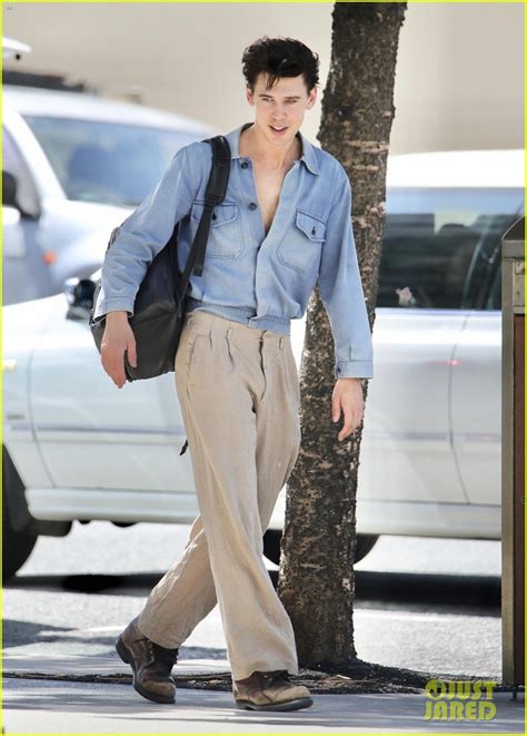 Austin Butler Spotted In Australia Amid Elvis Presley Biopic Filming | Photo 1302263 - Photo ...