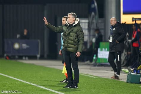 Asse Deux Retours Dans Le Groupe De L Asse Pour Le Classique Face Au