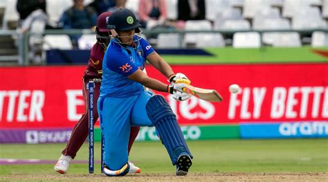 Richa Ghosh Jumps 16 Places To Be In Top 20 In Womens T20 Batter