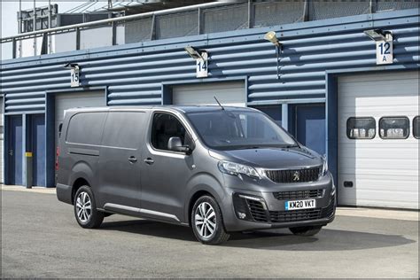 Peugeot Expert Van Fiyat Listesi ve Özellikleri 2023 OtoAyar