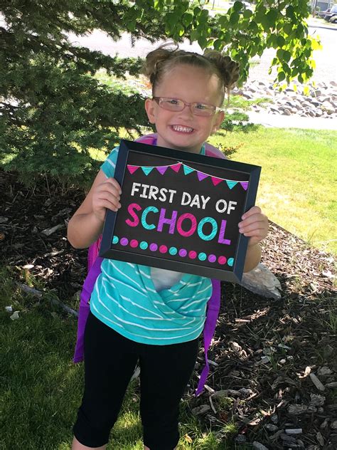 First Day of School Chalkboard Printable for Back to School - Etsy